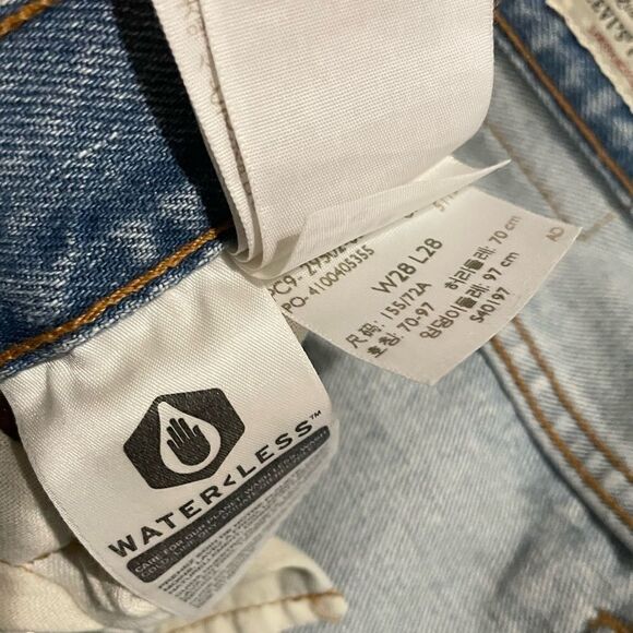 Levi’s 501 waterless premium denim jeans 28x28 Distressed - Picture 8 of 10